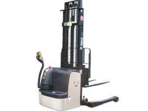 Bobcat BWS17S-7 Electric Walkie Straddle Stacker