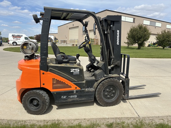 2020 Doosan G25N-7 - Image 9